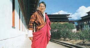 ブータンの農業を変えた 神の鍬 を持つ男 西岡京治 読んで学んで 考えて フェイクの大海を泳ぎきるために